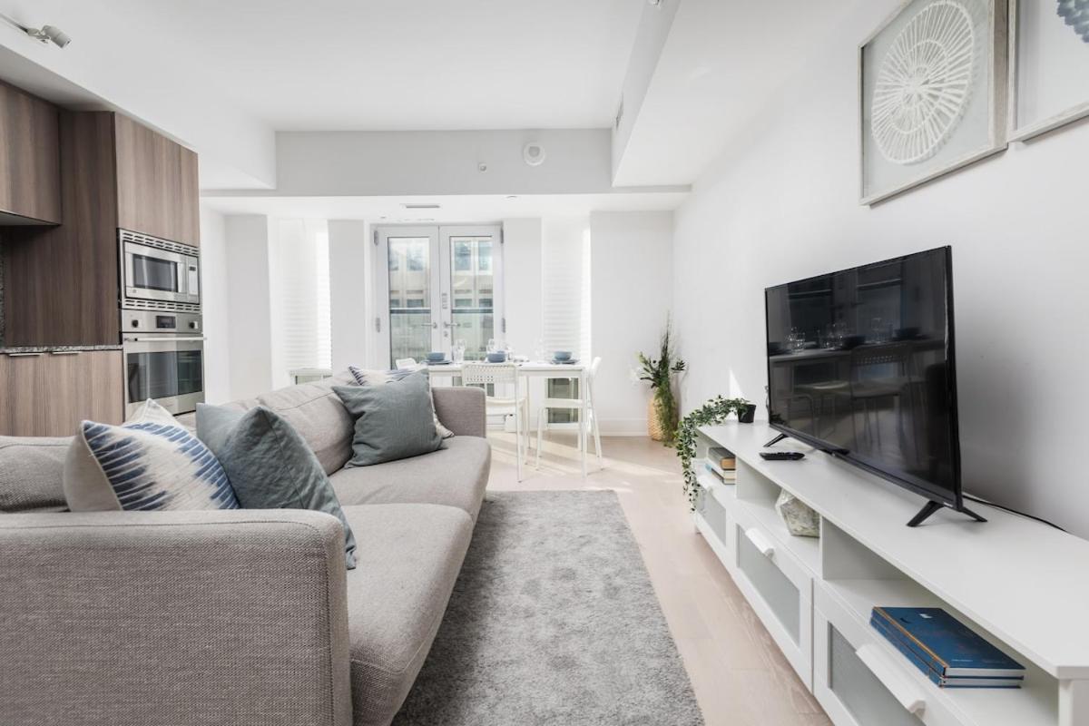 Downtown 1 And Den W 3 Beds Sleeps 4 By Uoft Appartement *