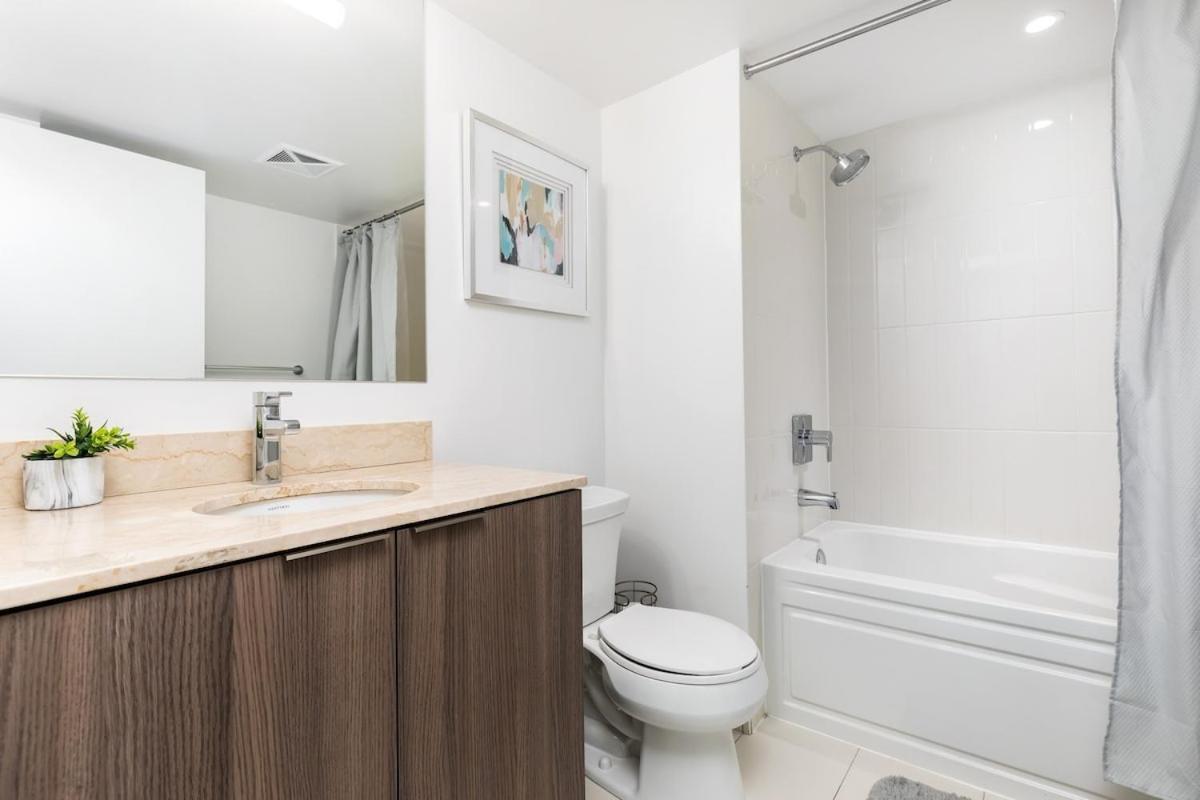 Appartement Downtown 1 And Den W 3 Beds Sleeps 4 By Uoft *